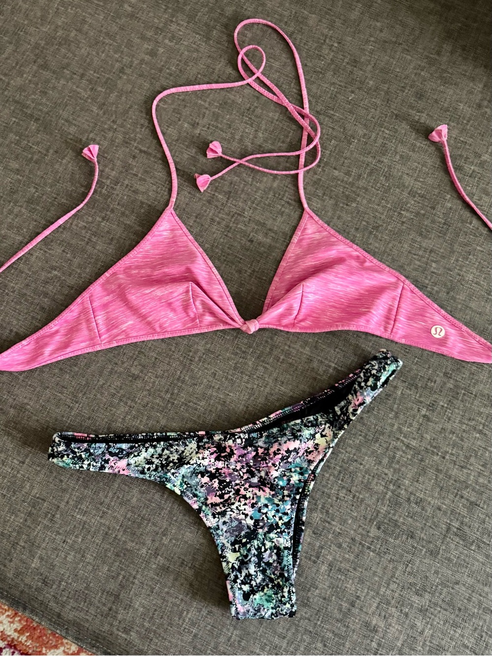 Bikini set VS bottom/Lululemon top